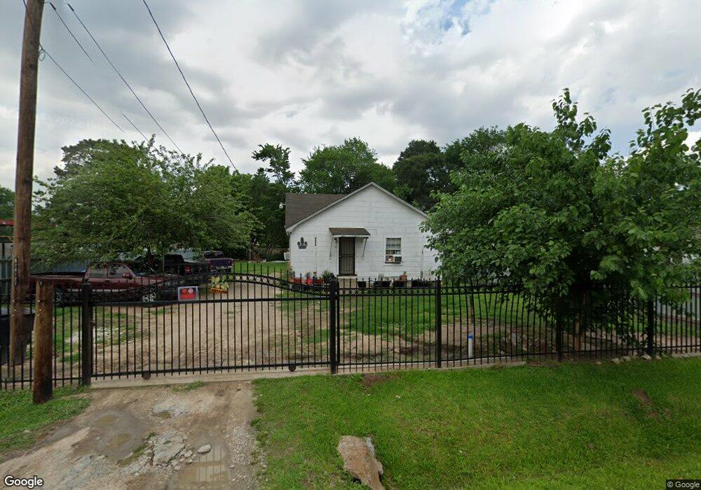 7203 Carothers St, Houston, TX 77028 - photo 1