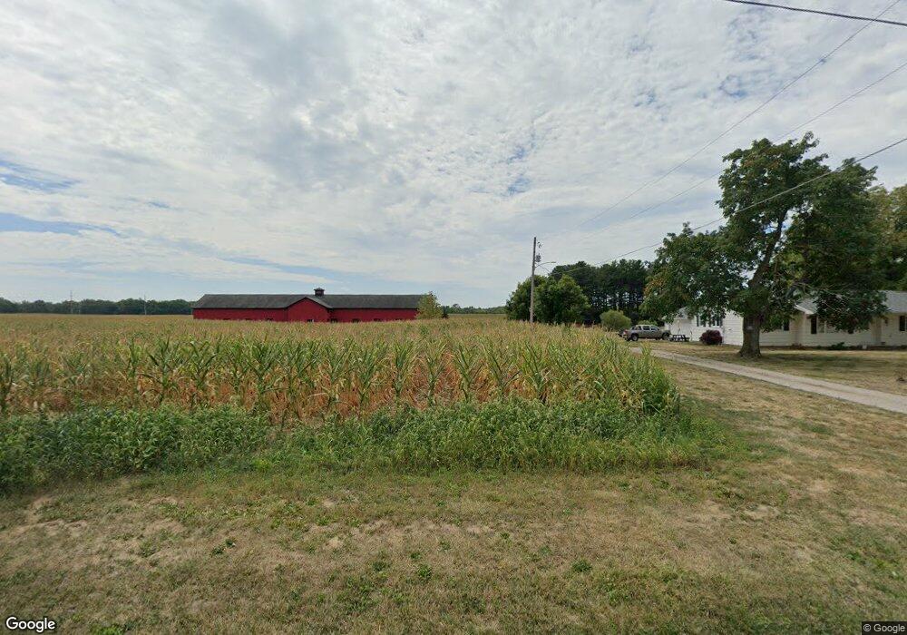 1607 Stoutsville Pike, Circleville, OH 43113 - photo 1