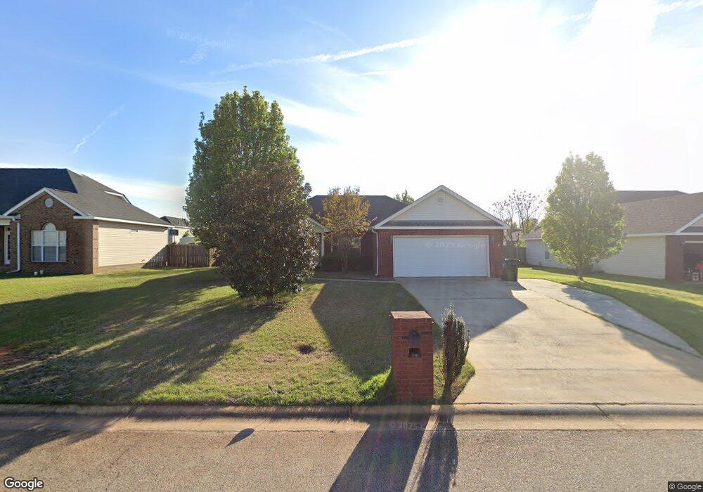 319 Minter Dr, Warner Robins, GA 31088 - photo 1