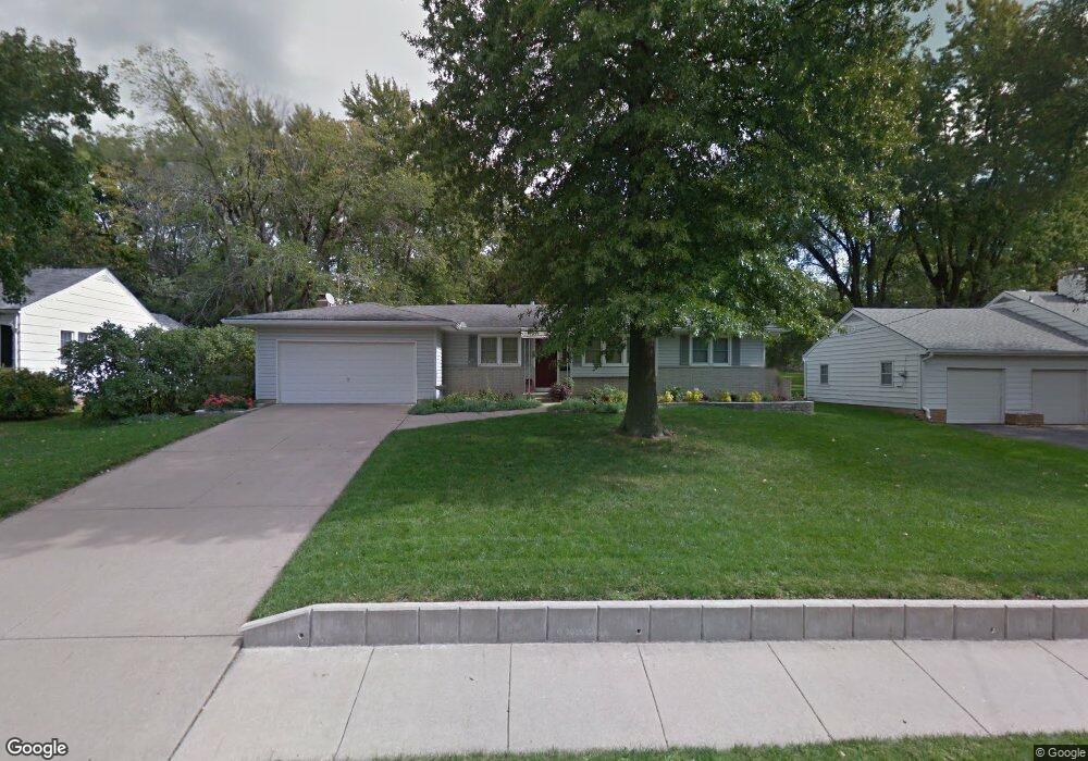 5541 Flint St, Shawnee, KS 66203 - photo 1