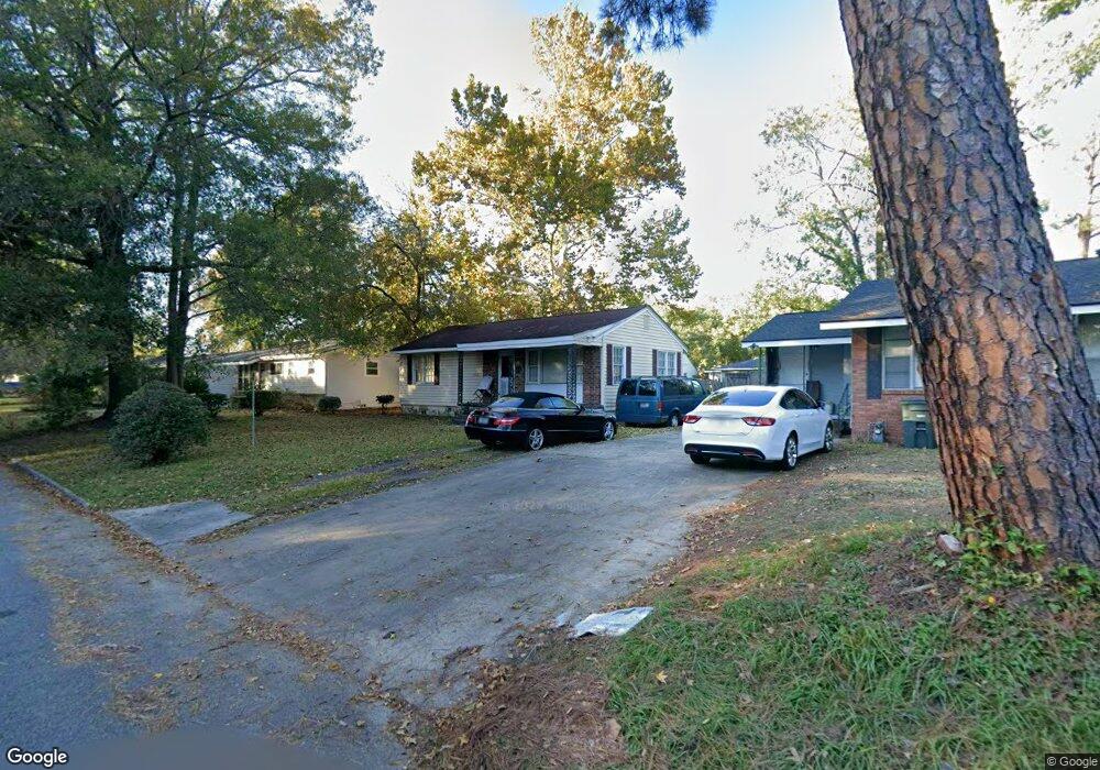 2038 E 42nd St, Savannah, GA 31404 - photo 1