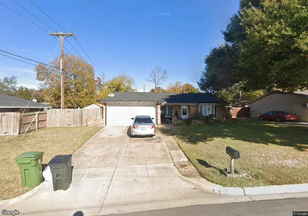 192 E Pleasantview Dr, Hurst, TX 76054 - photo 1