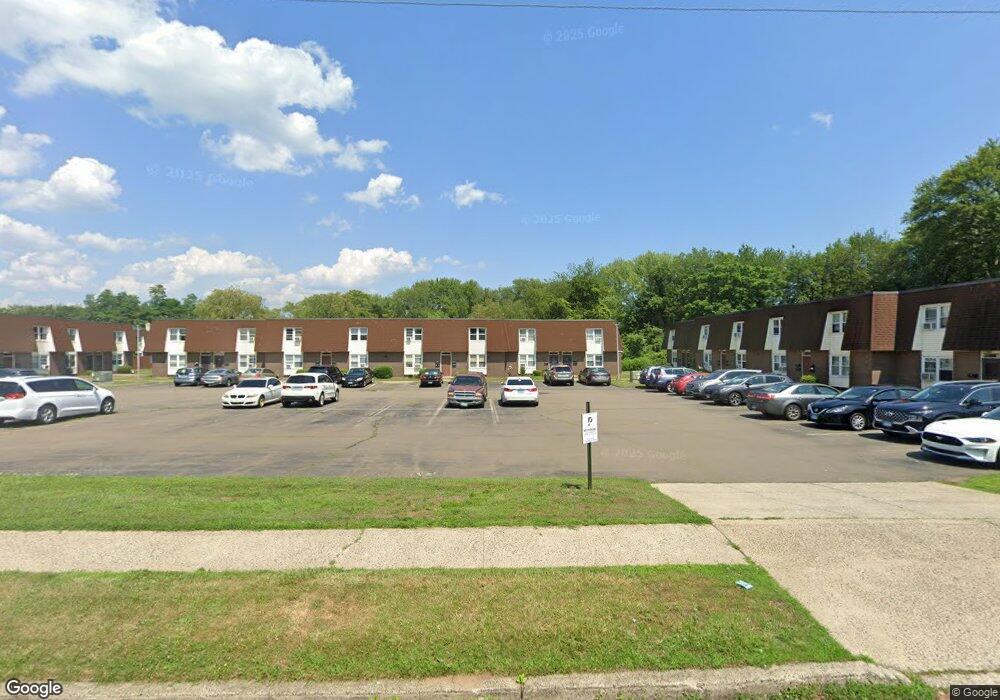 117 Kenneth St unit C, East Haven, CT 06512 - photo 1