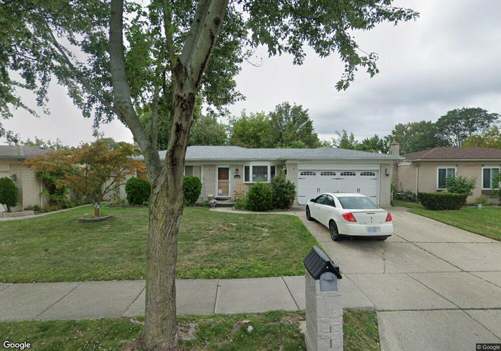 13690 Grey Ave, Warren, MI 48089 - photo 1