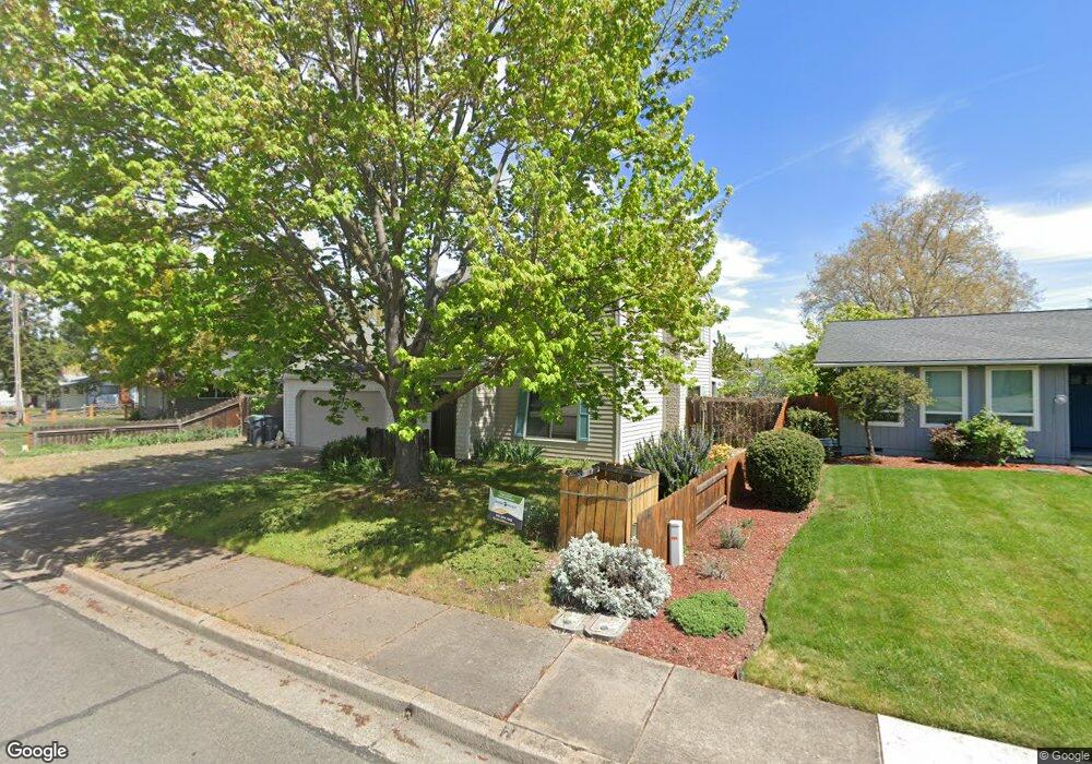 209 Glenn Way, Central Point, OR 97502 - photo 1