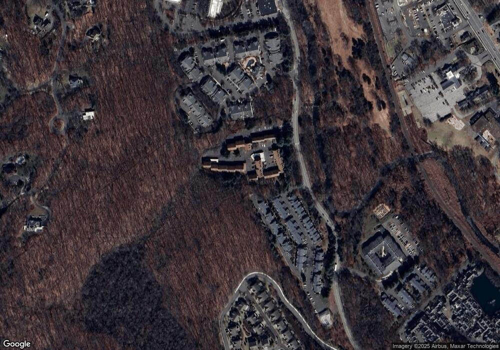 30 Village Walk, Wilton, CT 06897 - photo 1