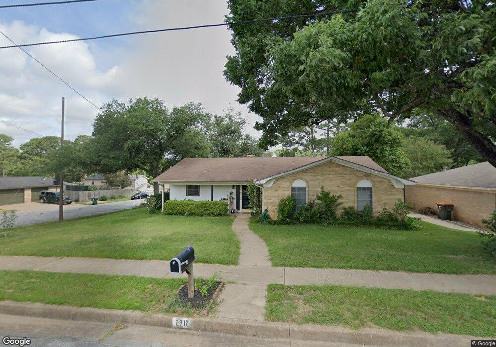 2912 Williamsburg Dr, Tyler, TX 75701 - photo 1