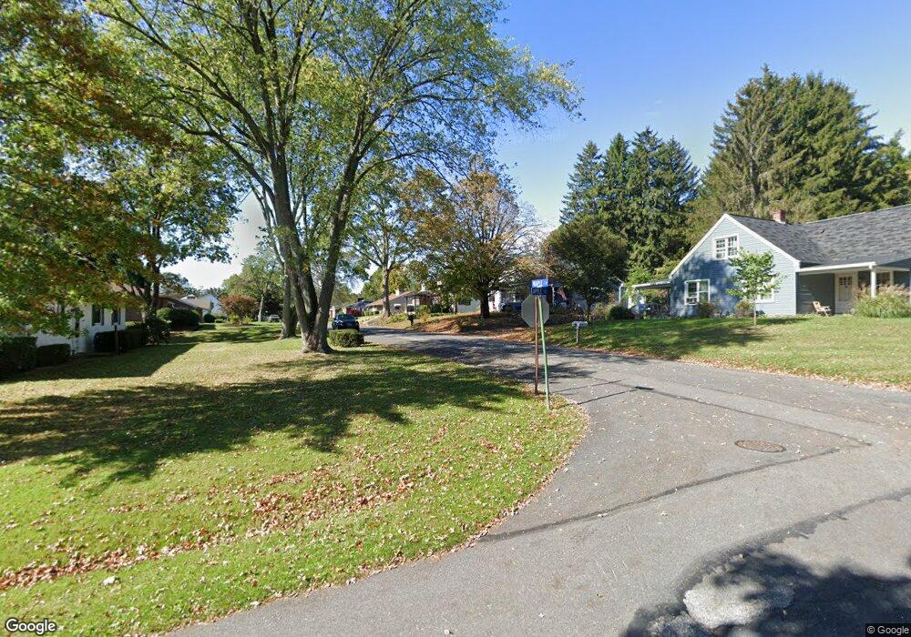 208 Maple Ln, New Bloomfield, PA 17068 - photo 1