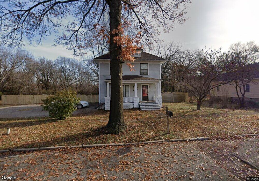 813 N 15th St, Parsons, KS 67357 - photo 1