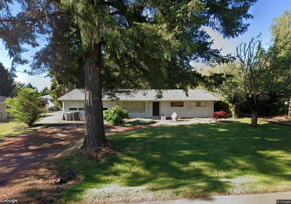 2111 SE Laura Ln, Dallas, OR 97338 - photo 1