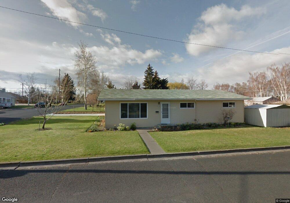 1310 SW Forest Ave, Redmond, OR 97756 - photo 1