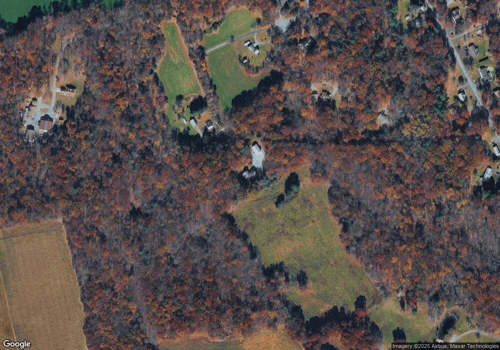 3337 Mack Ln, Slatington, PA 18080 - photo 1