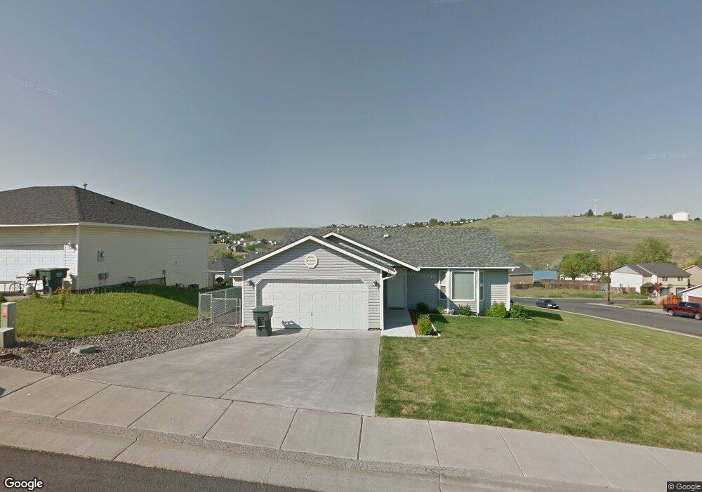1301 SW 11th Ct, Pendleton, OR 97801 - photo 1