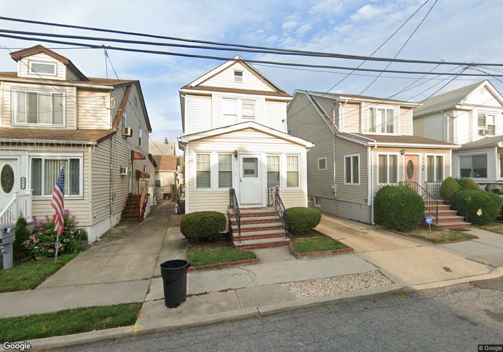 9270 246th St, Floral Park, NY 11001 - photo 1