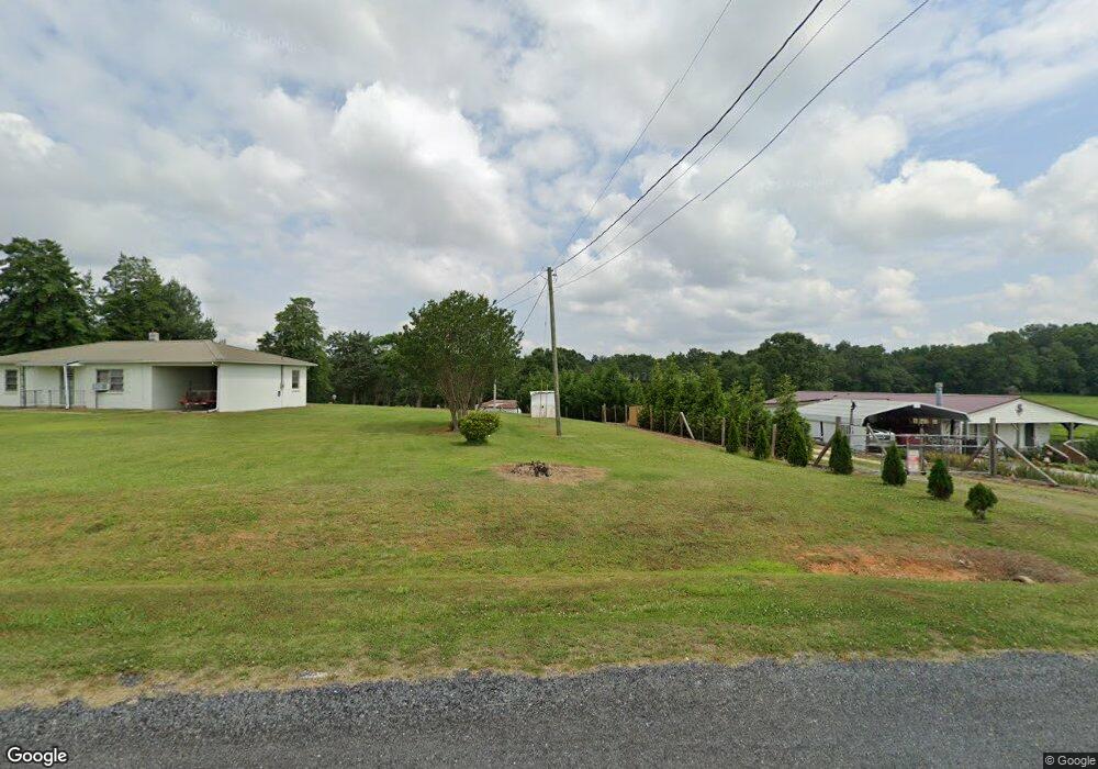 1828 Hohn Davis Rd, High Point, NC 27263 - photo 1