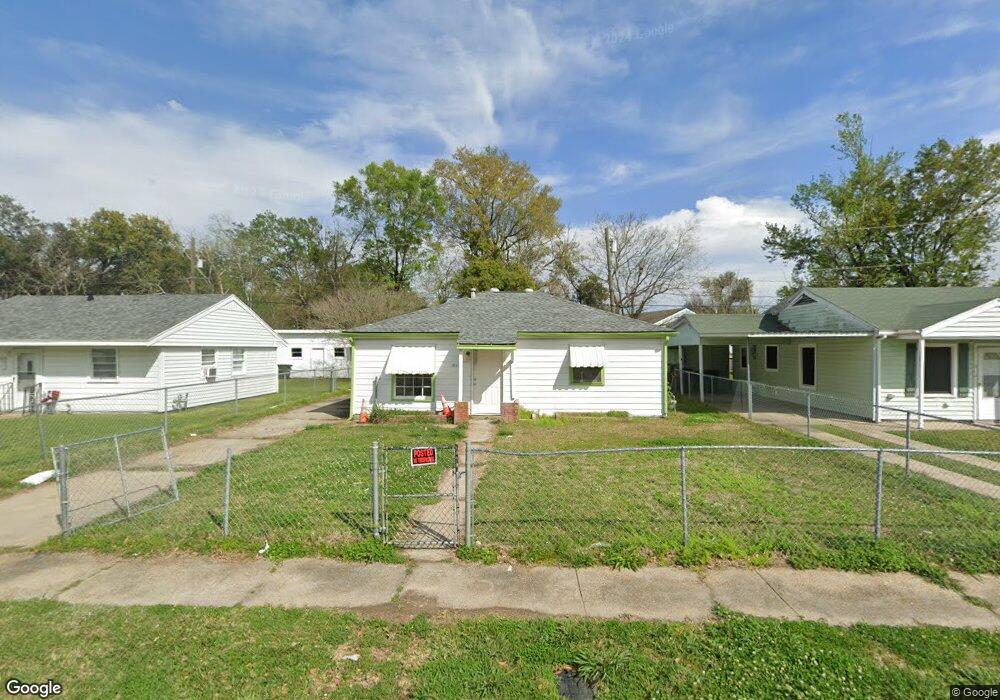 1811 8th Ave, Lake Charles, LA 70601 - photo 1