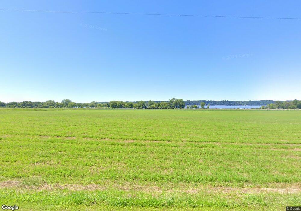 5610 River Lane Rd, Potosi, WI 53820 - photo 1