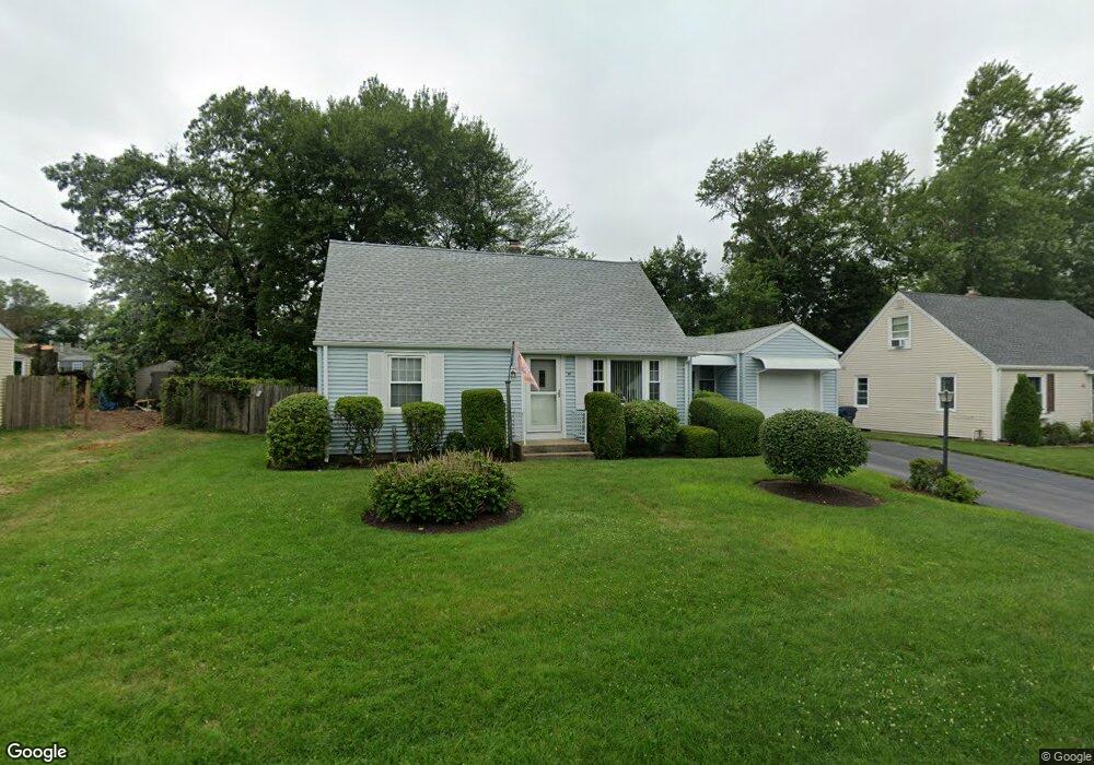 51 Graybar Rd, Warwick, RI 02888 - photo 1