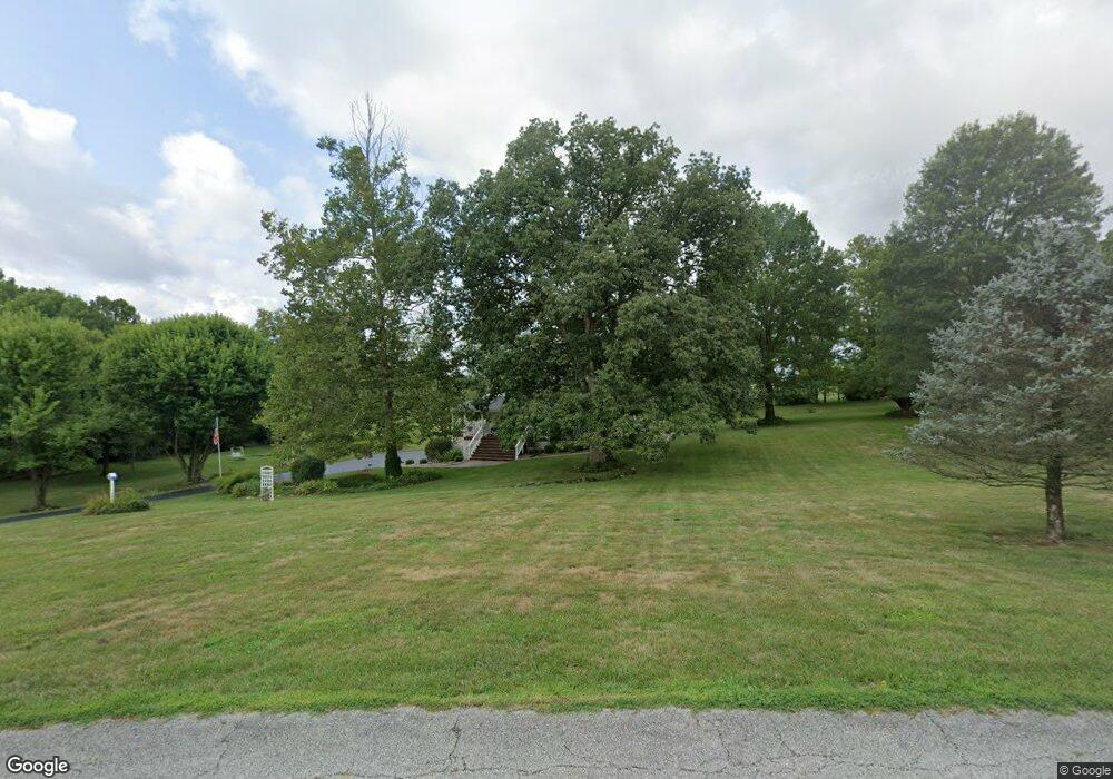 1147 Briarwood Dr, Lawrenceburg, KY 40342 - photo 1