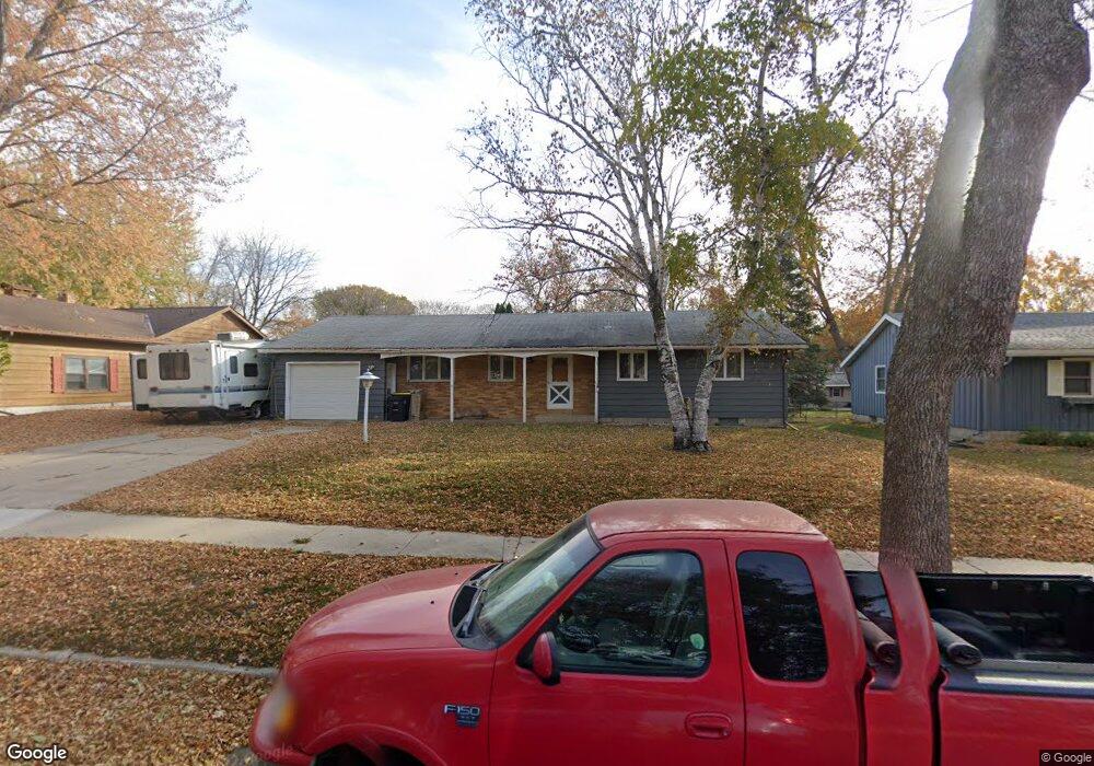 1007 15th St SW, Willmar, MN 56201 - photo 1