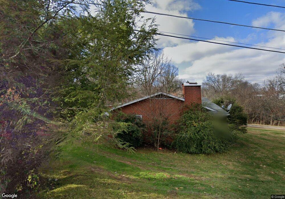 104 Brookdale Dr, Johnson City, TN 37601 - photo 1