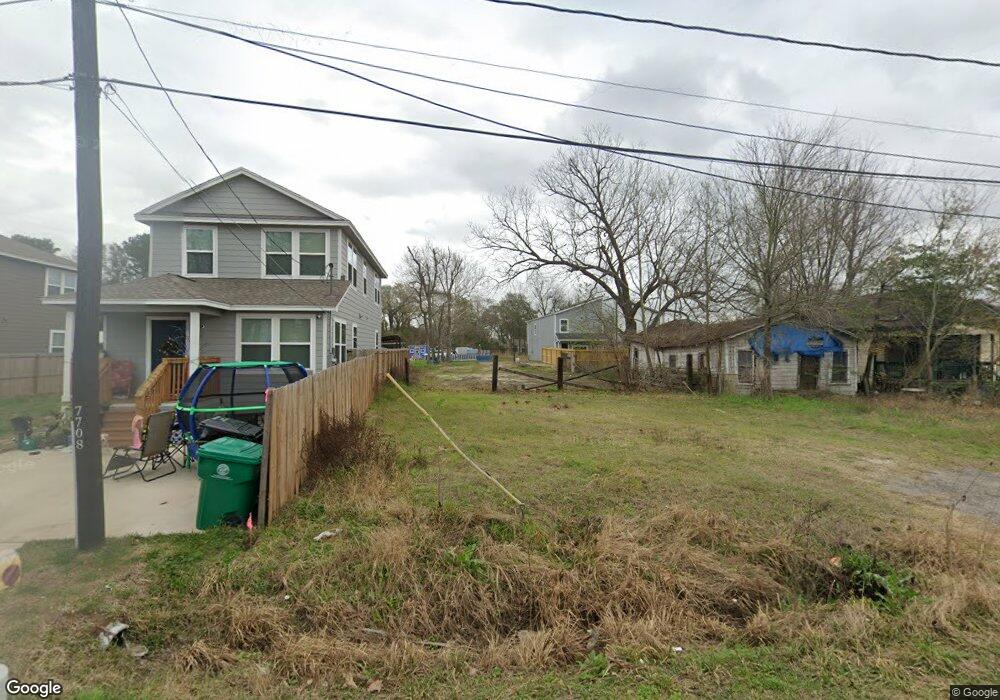7706 Sealey St, Houston, TX 77088 - photo 1