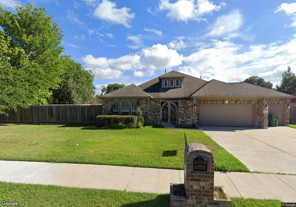 5013 Briscoe St, Houston, TX 77033 - photo 1