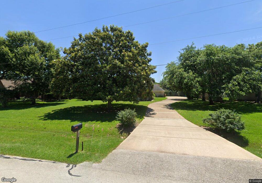 107 Oak Dr, Friendswood, TX 77546 - photo 1