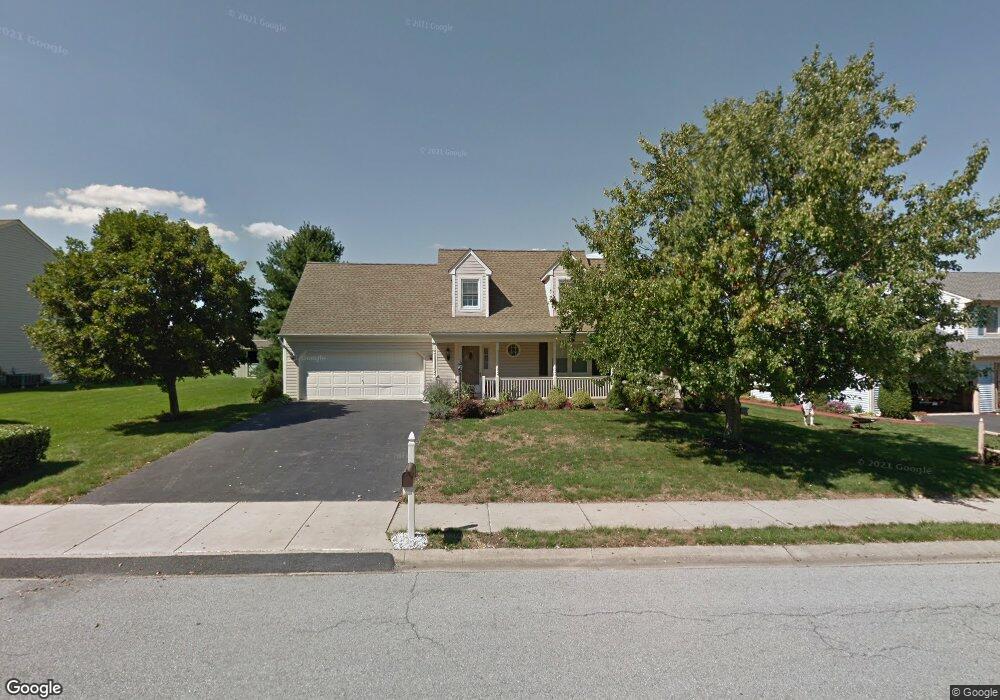 239 Cypress Ln, New Holland, PA 17557 - photo 1