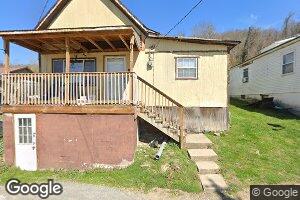 607 Walnut St, Monongah, WV 26554