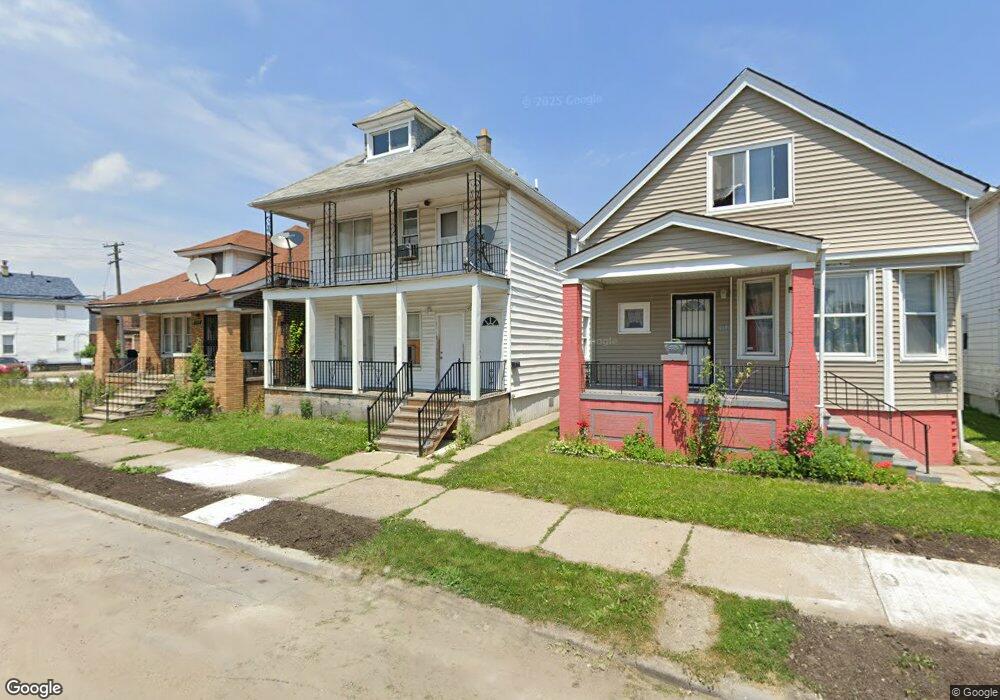 11460 Sobieski St, HamtraMcK, MI 48212 - photo 1