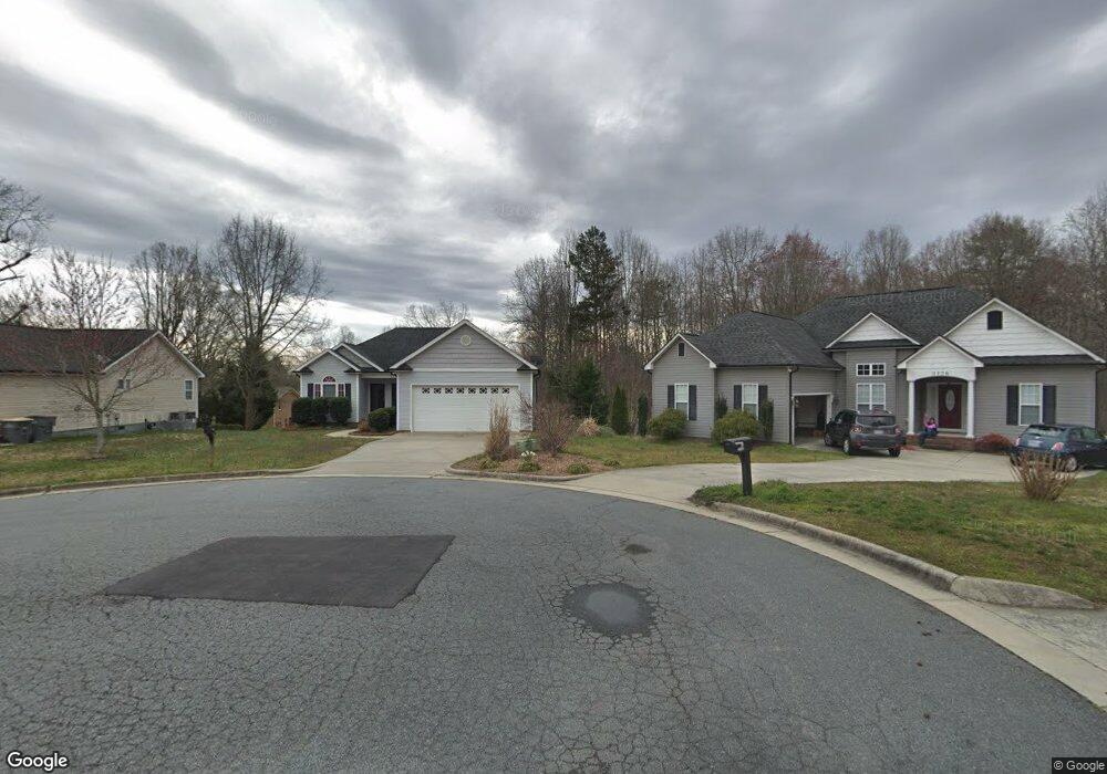 2132 Charles Towne Ct, Kannapolis, NC 28083 - photo 1