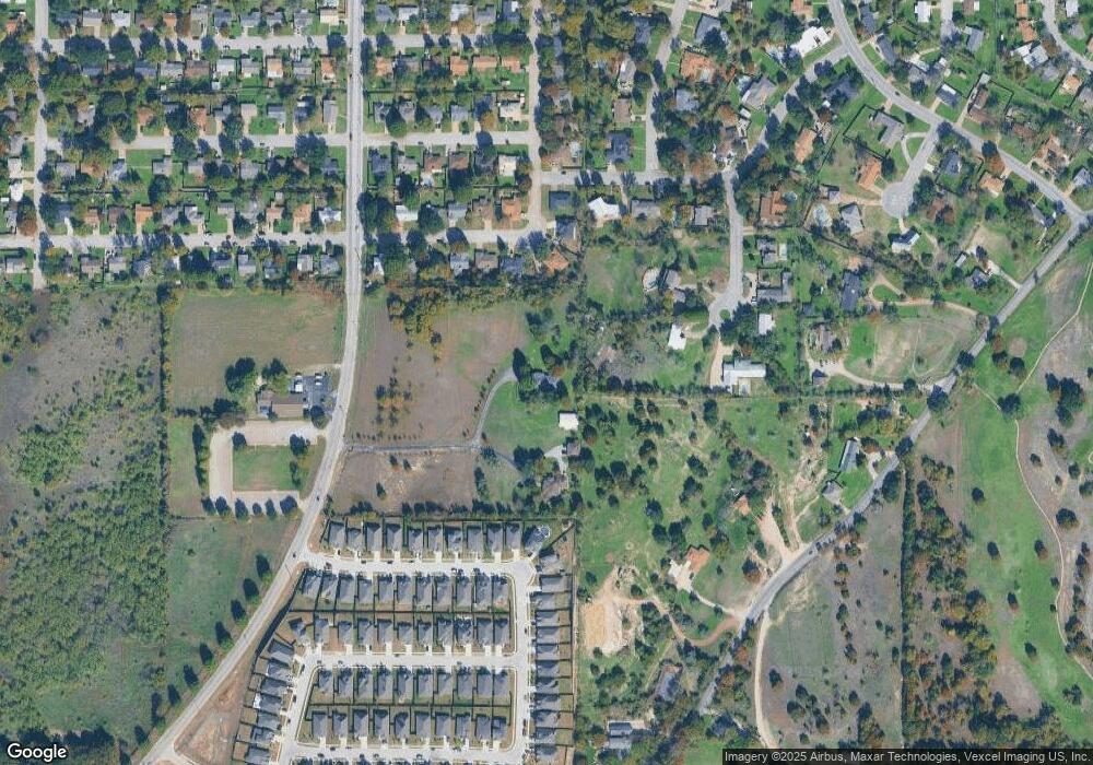 1801 S Bowie Dr, Weatherford, TX 76086 - photo 1