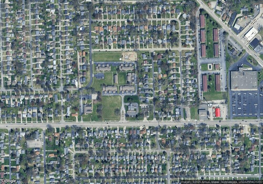 5052 Breezeway Dr unit 11, Toledo, OH 43613 - photo 1