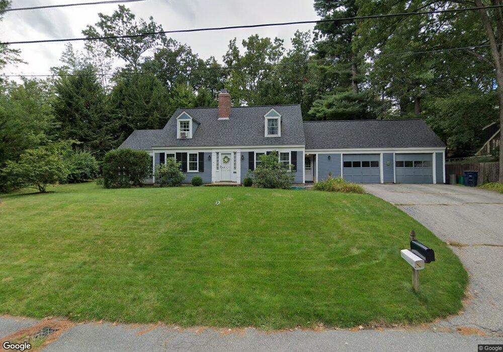 10 Birchwood Dr, Nashua, NH 03064 - photo 1