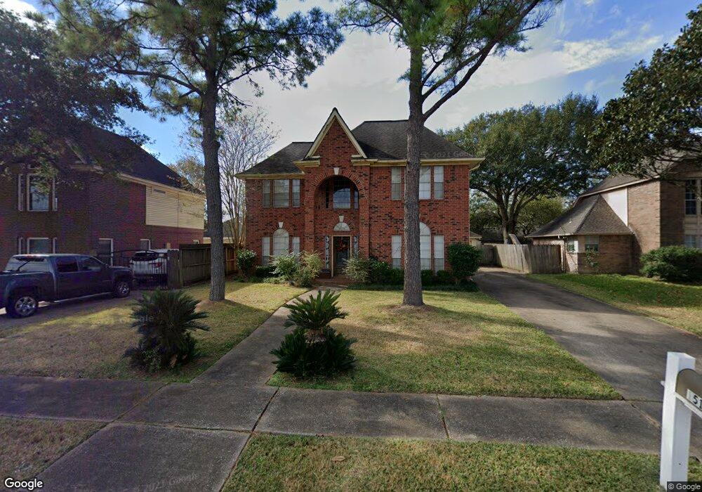 1517 Regency Ct, Friendswood, TX 77546 - photo 1