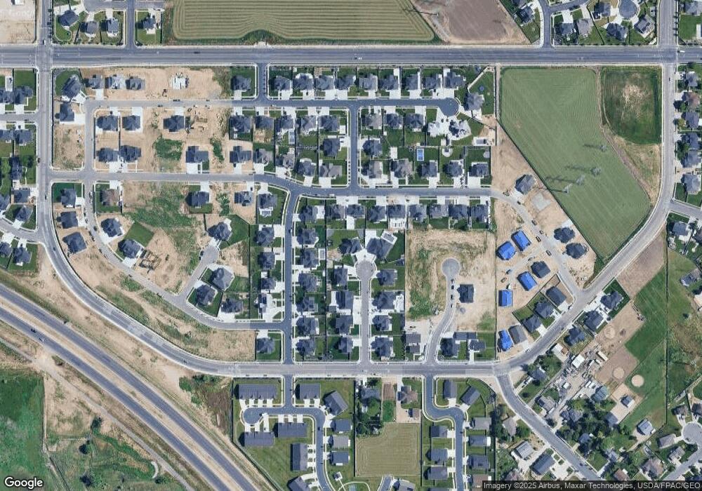 928 S 1950 W, Layton, UT 84041 - photo 1