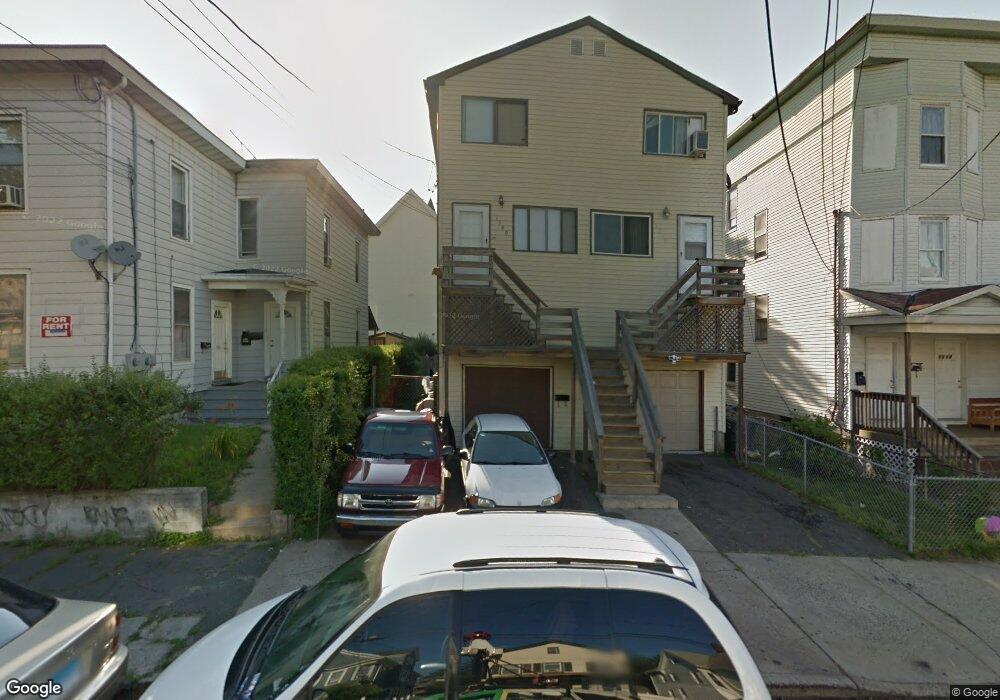 1380 Kossuth St, Bridgeport, CT 06608 - photo 1