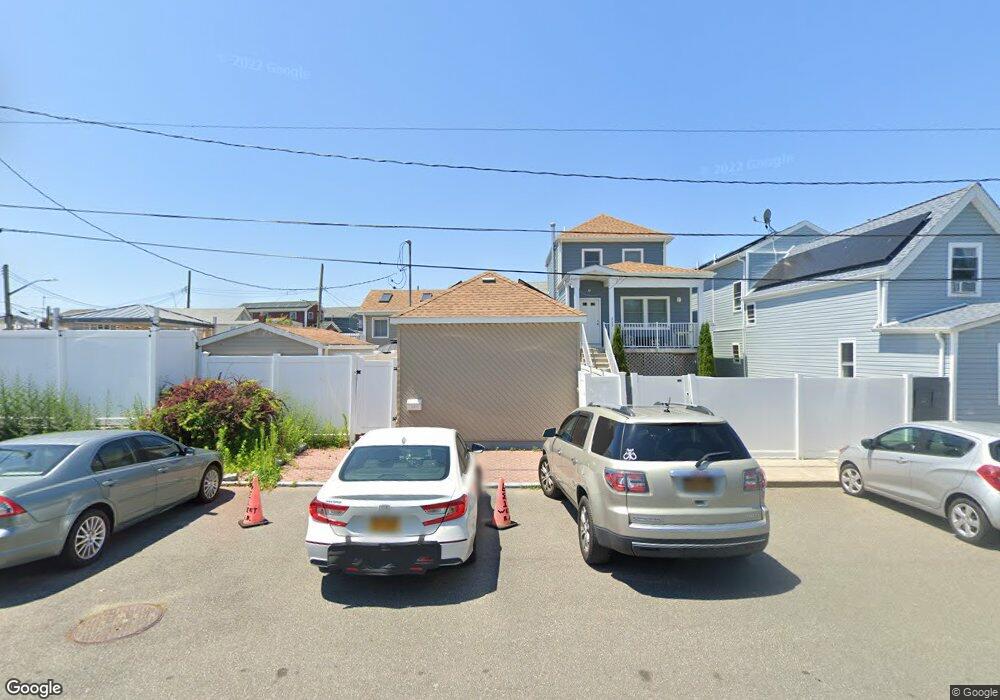 631 West Rd, Broad Channel, NY 11693 - photo 1