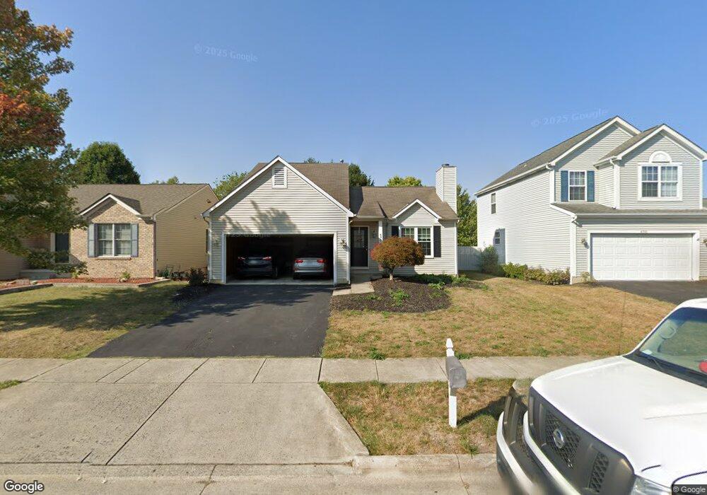 6742 Laburnum Dr, Canal Winchester, OH 43110 - photo 1