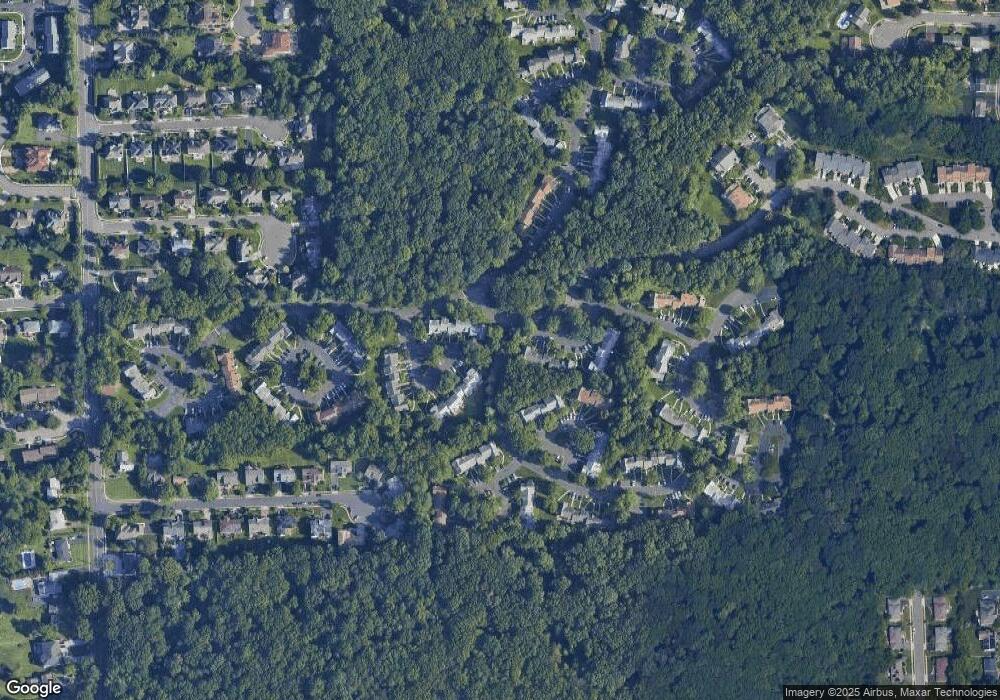 2004 Timber Oaks Rd unit 4, Edison, NJ 08820 - photo 1