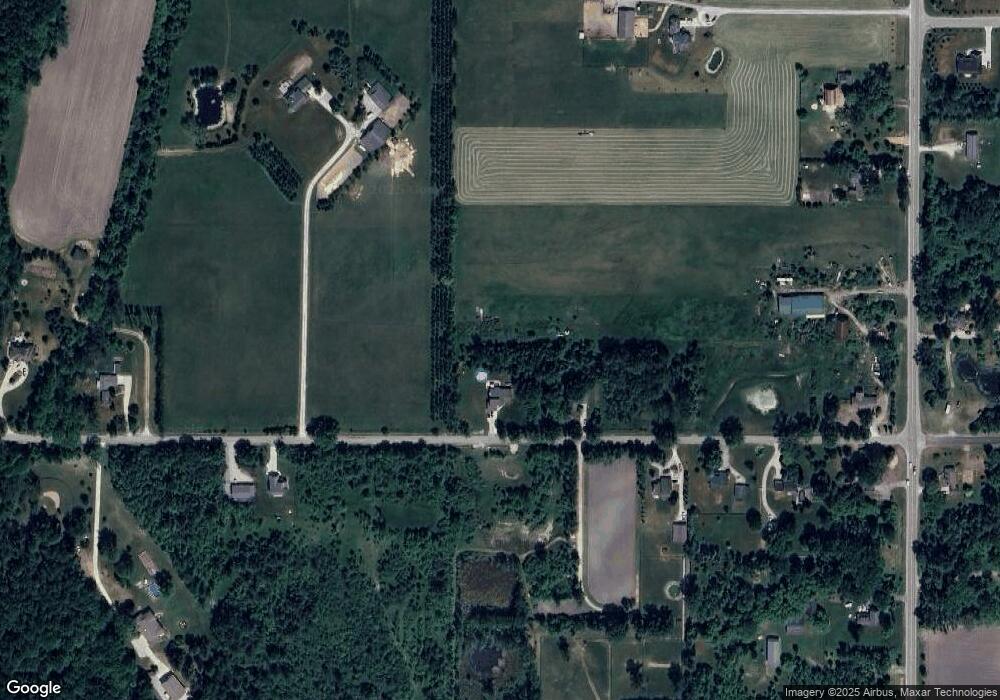 2885 E Siebert Rd, Midland, MI 48642 - photo 1