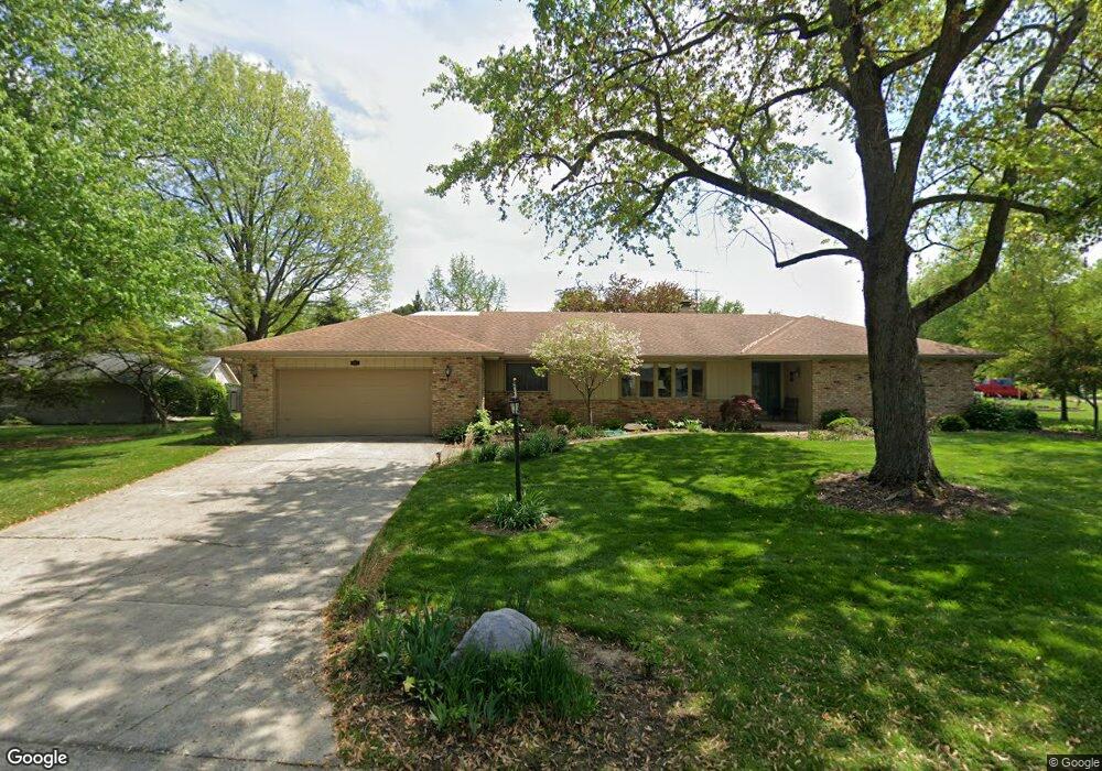 2801 W Yorkshire Dr, Muncie, IN 47304 - photo 1