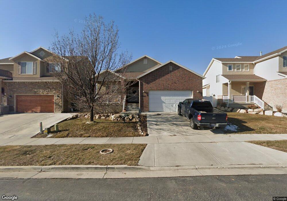 8462 S 6430 W, West Jordan, UT 84081 - photo 1
