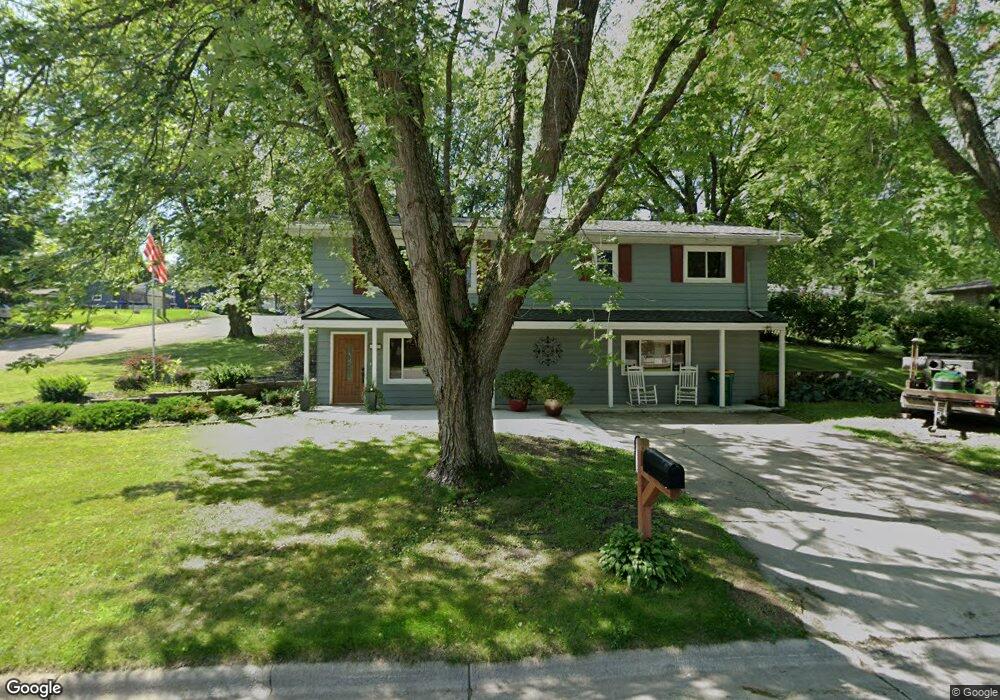 1122 E Richway Dr, Albert Lea, MN 56007 - photo 1