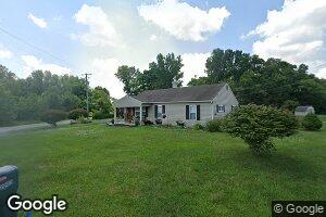 2005 E Carver Dr, Muncie, IN 47303