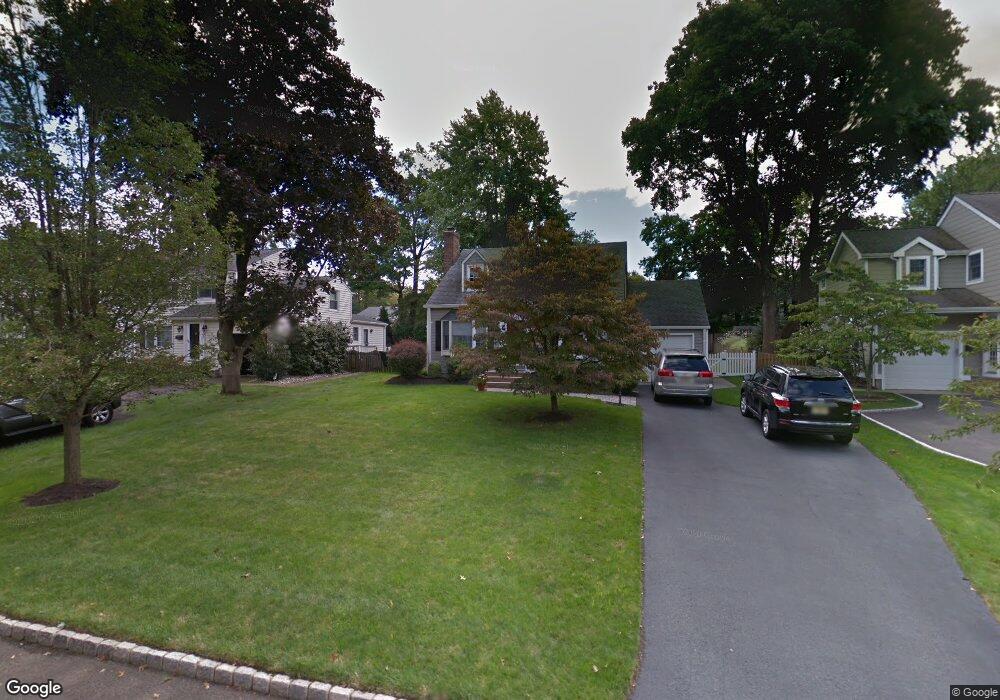 33 Evergreen Ave, New Providence, NJ 07974 - photo 1