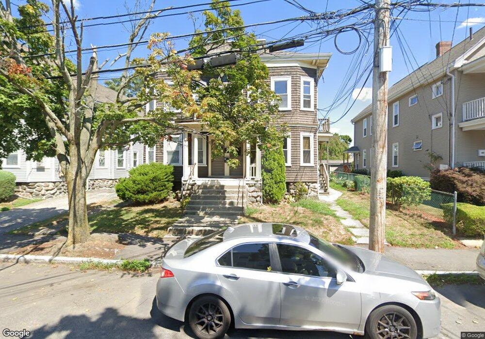 218 Brown St unit 4, Waltham, MA 02453 - photo 1