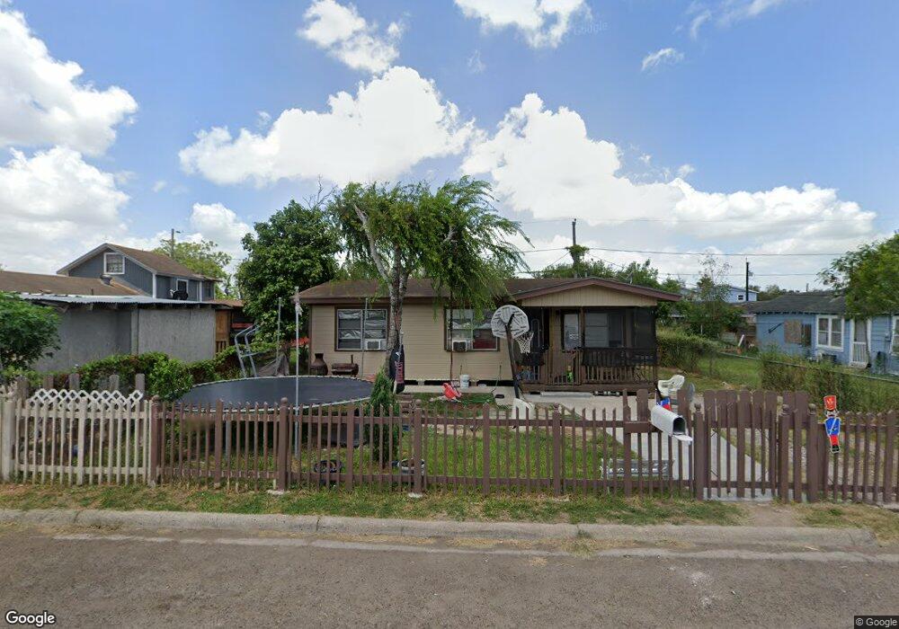 214 N Pino St, Weslaco, TX 78596 - photo 1