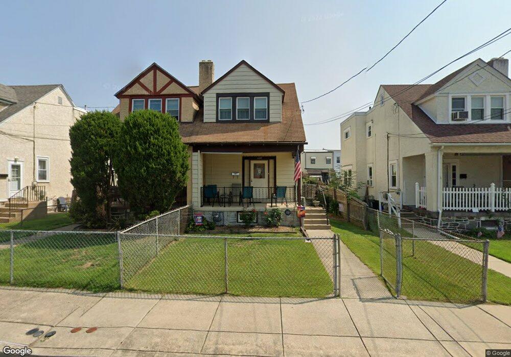 1137 Roosevelt Dr, Havertown, PA 19083 - photo 1